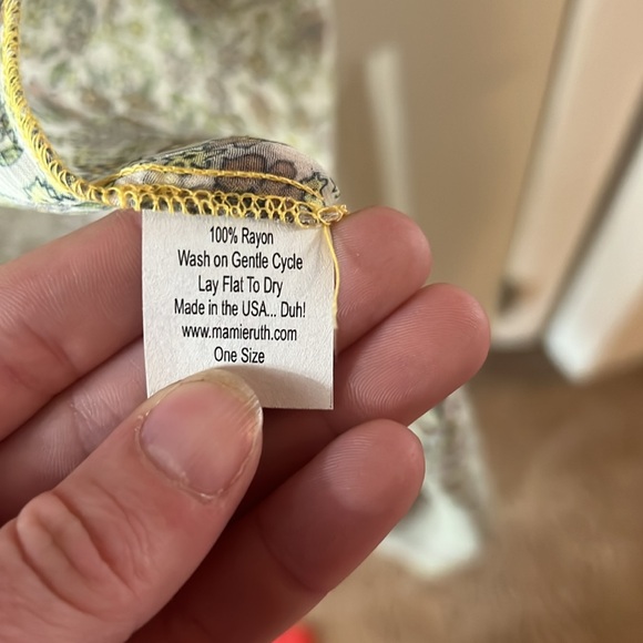 Mamie Ruth Maxi Floral Pattern Vest - Picture 4 of 5